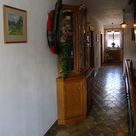 斯卡岑古特酒店