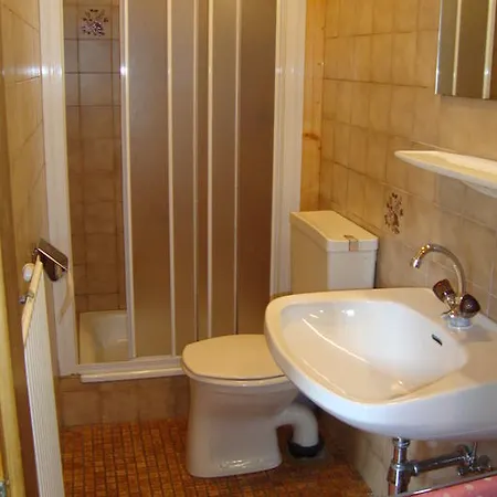 农家乐 斯卡岑古特酒店